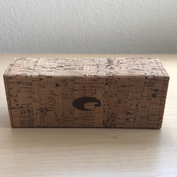 Costa sunglasses - Picture 4 of 8